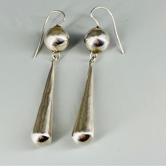 Vintage Sterling Silver Hollow Puff Ball & Teardrop Earrings Handmade - Picture 5 of 15